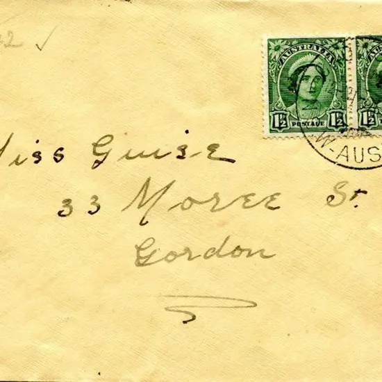 1942 (1st Dec) 1½d green QM right marginal pair ...