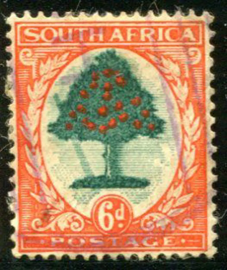 South Africa 1933/48 6d green & vermilion single ... Image 1++