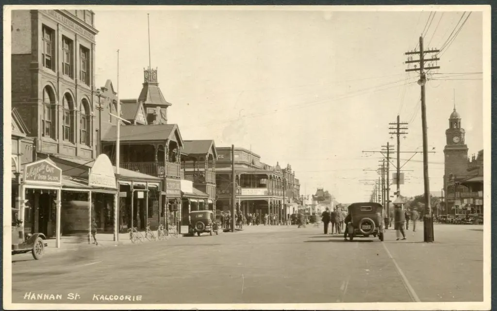 "Hannan St, Kalgoorlie" Kodak Austral b&w ... Image 1++