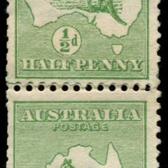 1913 1st wmk ½d green coil pair with join & ...