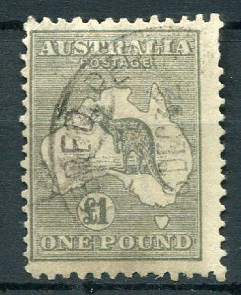 1915/28 3rd wmk £1 grey. Lightly used by Perth ... Image 1++