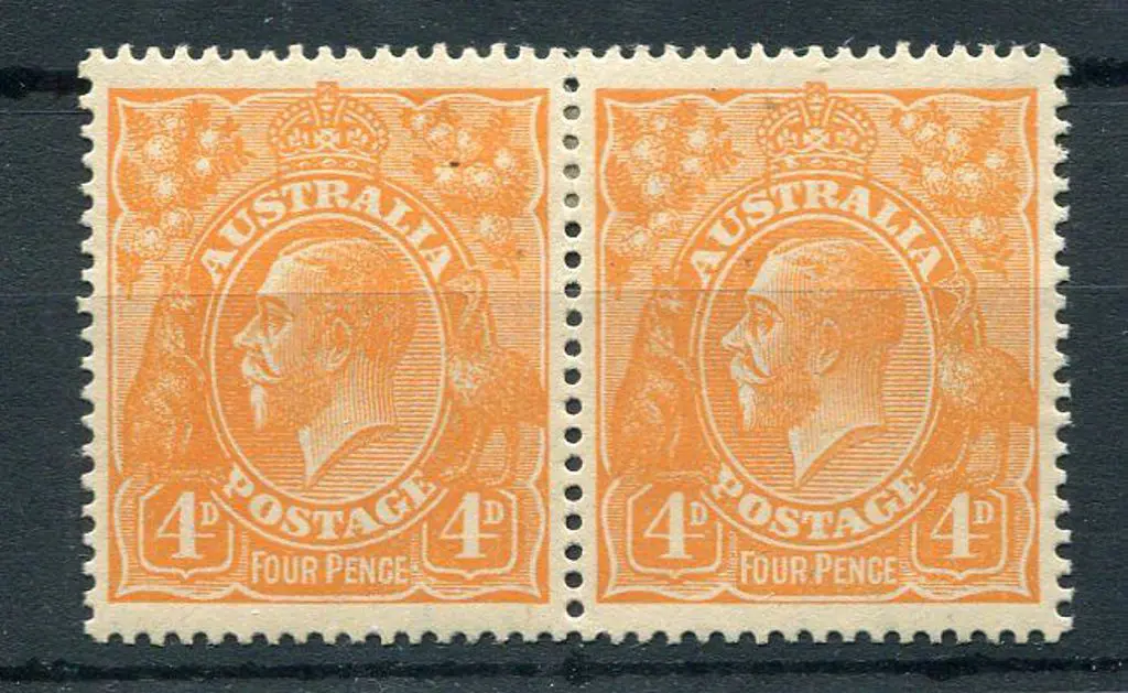 4d orange pair with "white flaw in base of crown" ... Image 1++