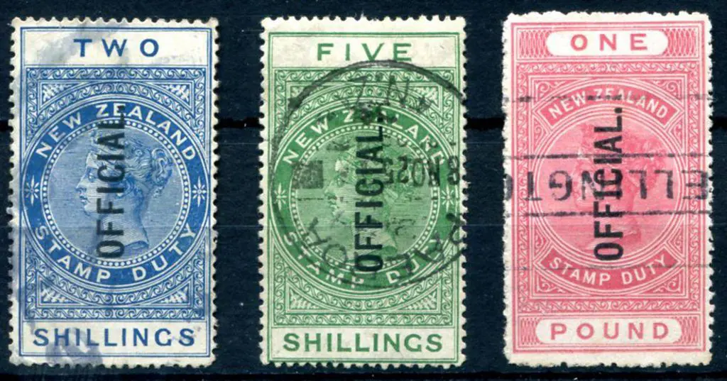 New Zealand 1913/25 2/-, 5/- & £1 Stamp Duty ... Image 1++