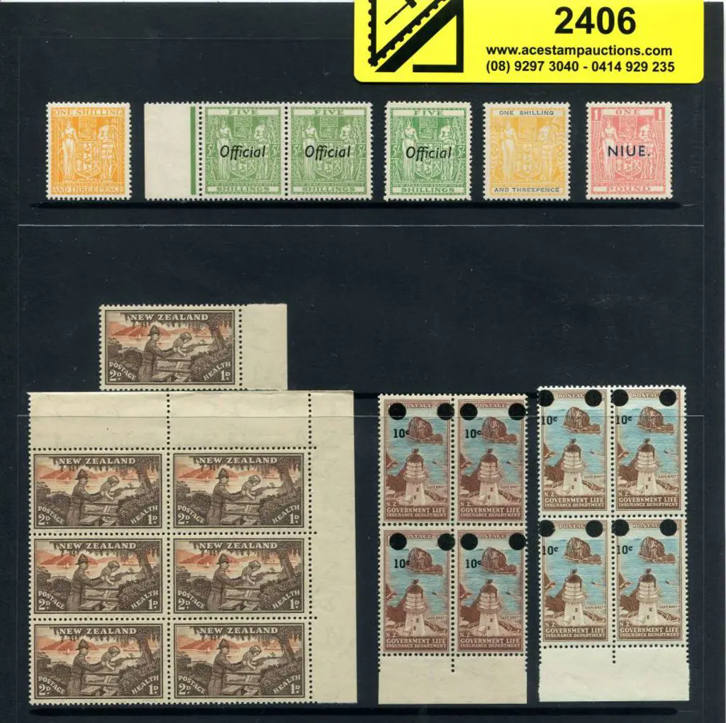 New Zealand 1940 1/3d orange yellow Arms (CP ... Image 1++