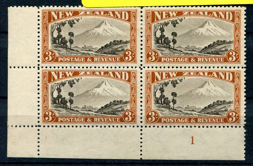 New Zealand 1941 3/- Mt Egmont, perf. 12½, wartime ... Image 1++