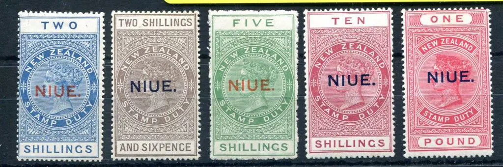 New Zealand-Niue 1918/29 2/- to £1 NZ postal ... Image 1++