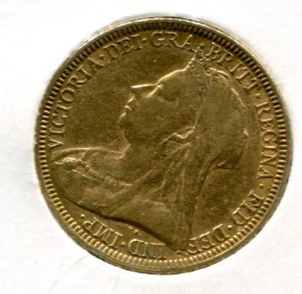 1895 QV Sovereign from Melbourne. VF Image 1++
