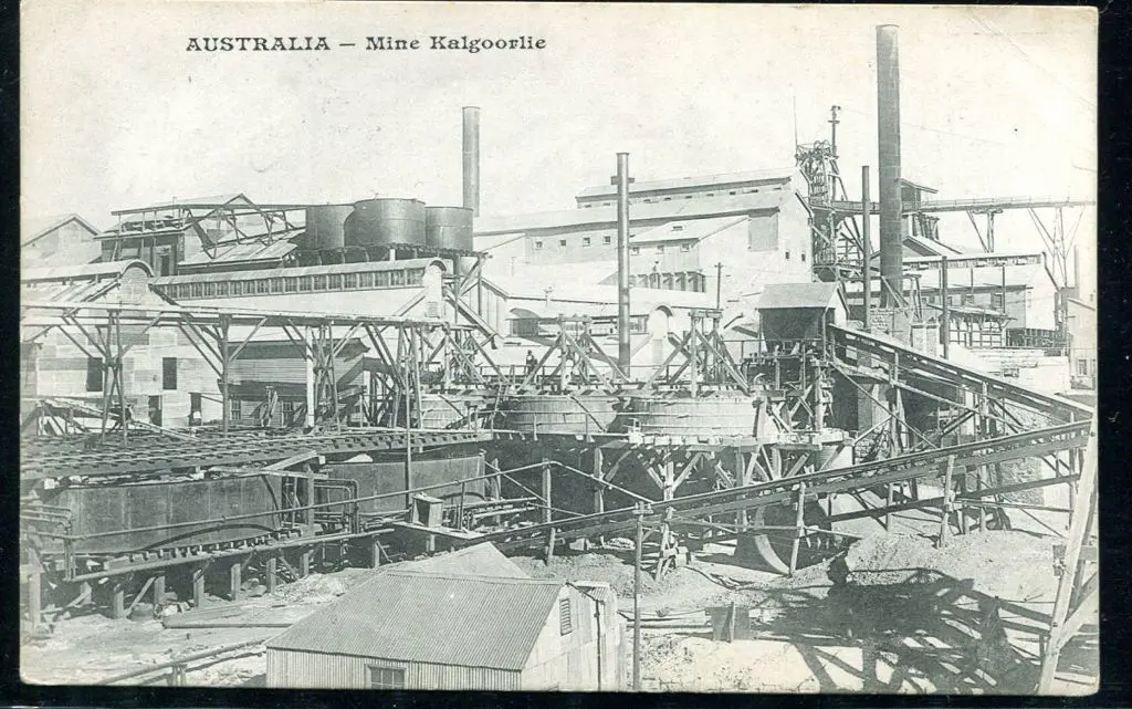 "Australia - Mine Kalgoorlie" b&w from Messageries ... Image 1++