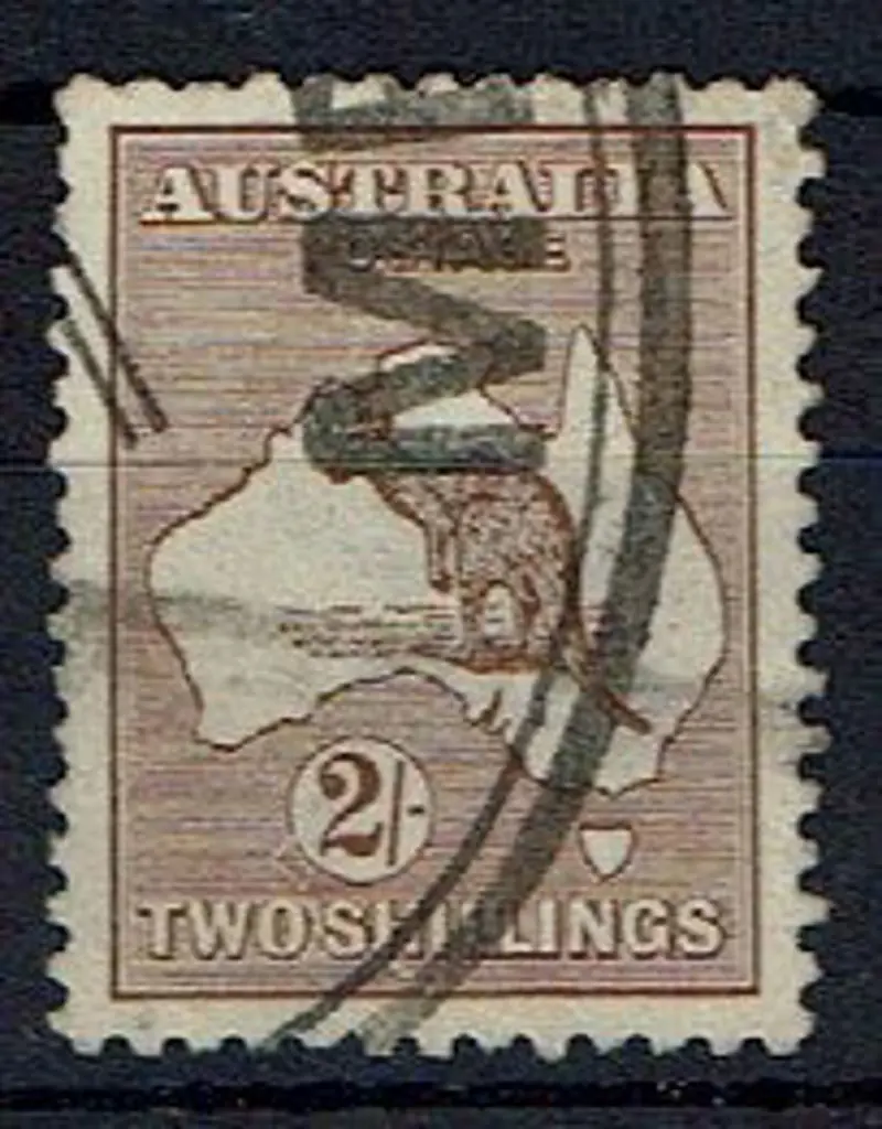 1915/28 3rd Watermark 2/- brown showing "white dog ... Image 1++