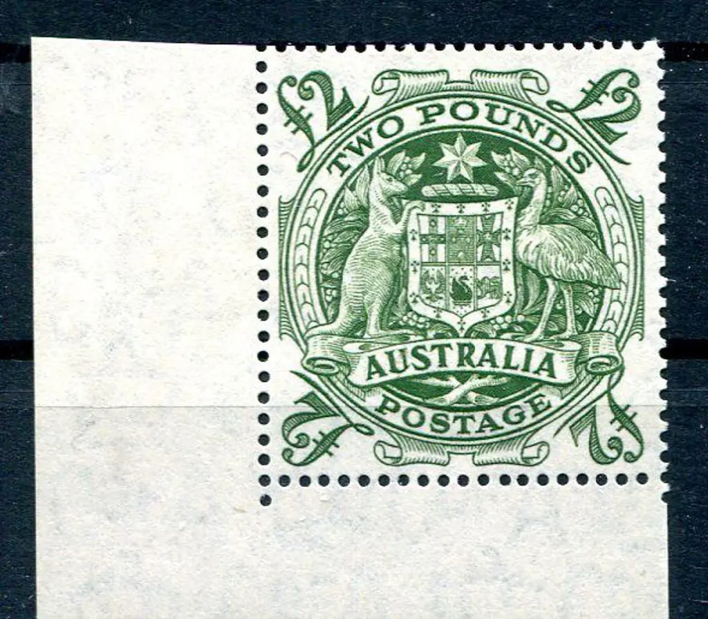 1949/50 £2 Arms with "roller flaw retouch" variety ... Image 1++