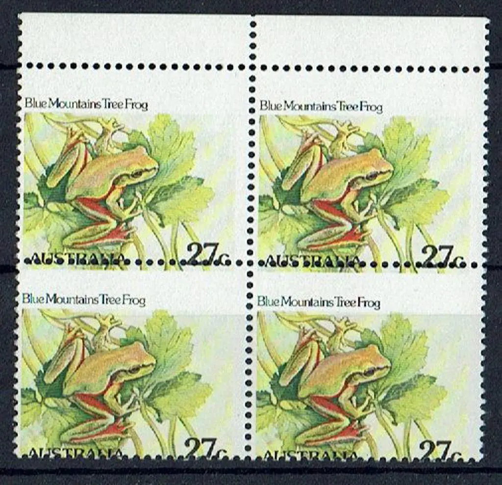 1982 27c Tree Frog top marginal block of 4 with ... Image 1++