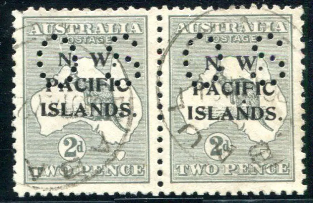 1915/16 2d grey kangaroo pair perfined "OS" with ... Image 1++