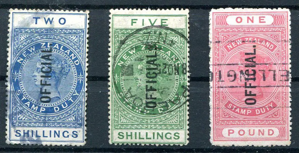 New Zealand 1913/25 2/-, 5/- & £1 Stamp Duty ... Image 1++