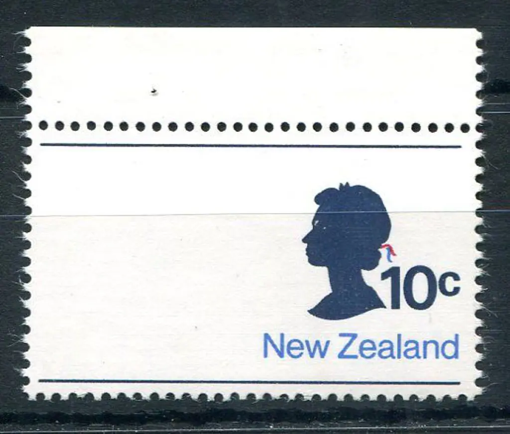 New Zealand 1973 10c Arms with silver (arms) ... Image 1++