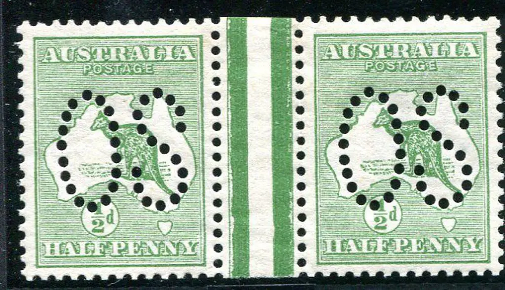 1913 1st Watermark ½d green interpanneau pair with ... Image 1++
