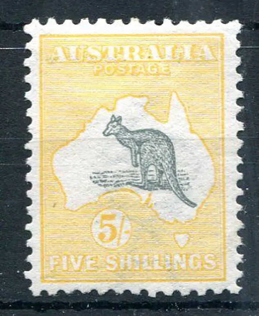 1913 1st Watermark 5/- grey & yellow with "white ... Image 1++