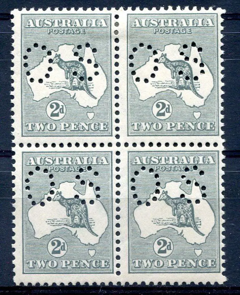 1915 2nd Watermark 2d grey in block of 4 perfined ... Image 1++