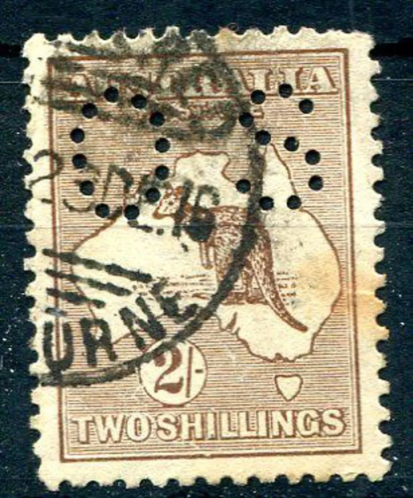 1915/28 3rd Watermark 2/- reddish-brown perfd "OS" ... Image 1++