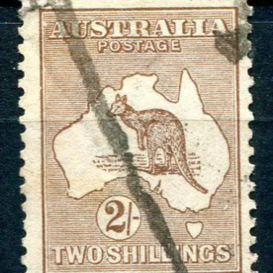 1915/28 3rd Watermark 2/- reddish-brown with "flaw ...