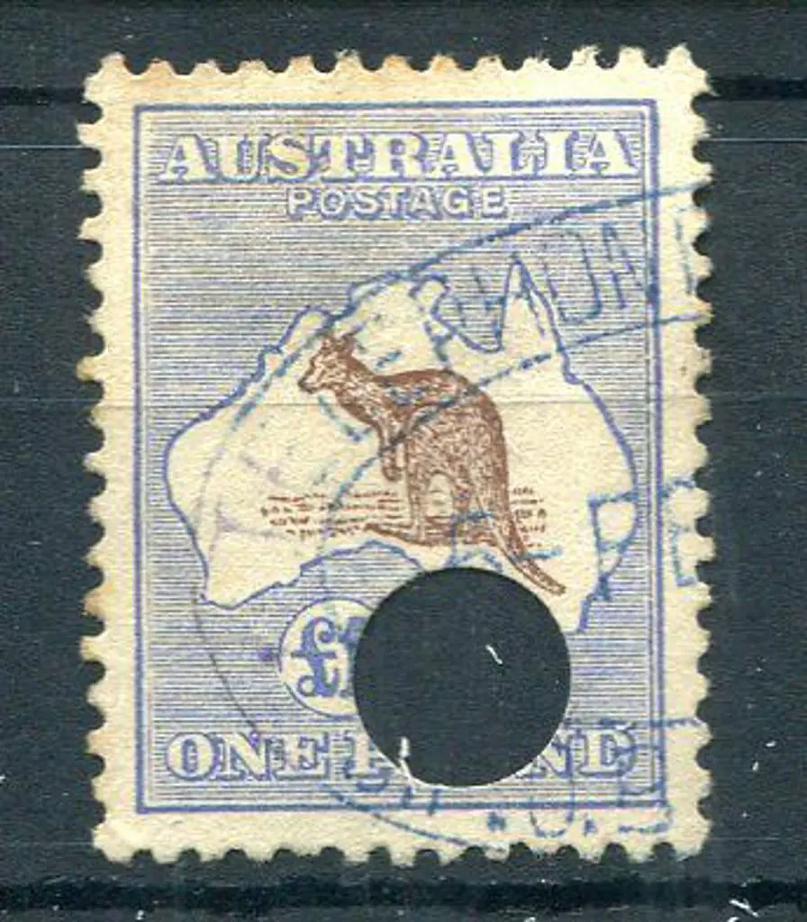 1915/28 3rd Watermark £1 purple-brown & dull blue ... Image 1++