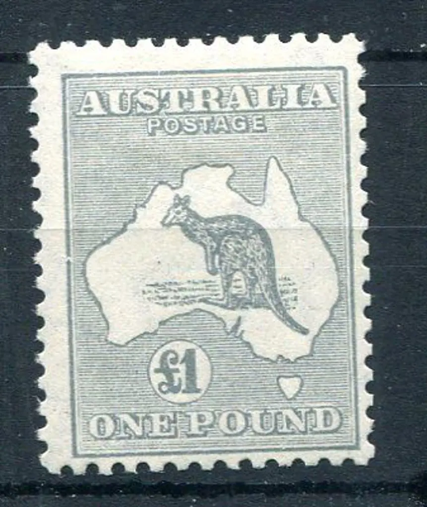 1931-47 CofA Watermark £1 grey. MLH, centred a ... Image 1++