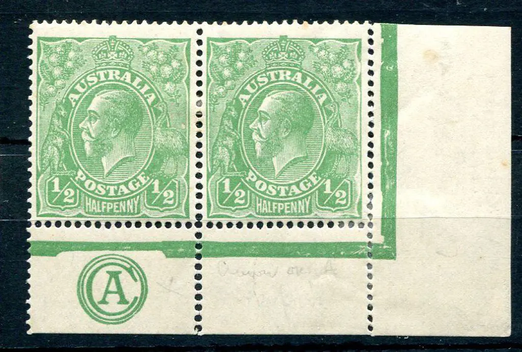 1914-20 Single Watermark ½d green monogram lower ... Image 1++