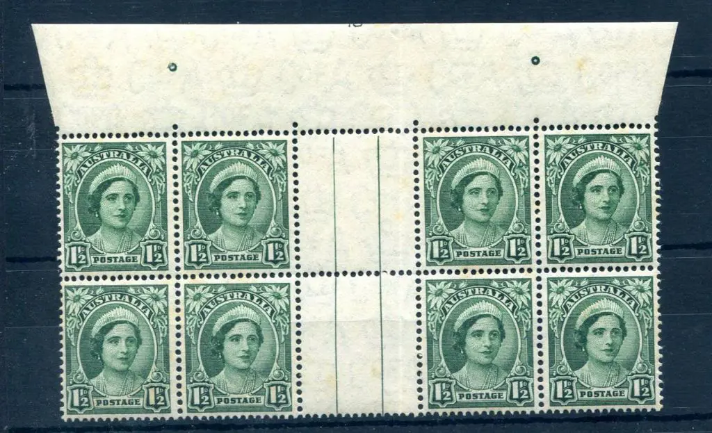 1942 1½d green QM top selvedge gutter block of 8 ... Image 1++