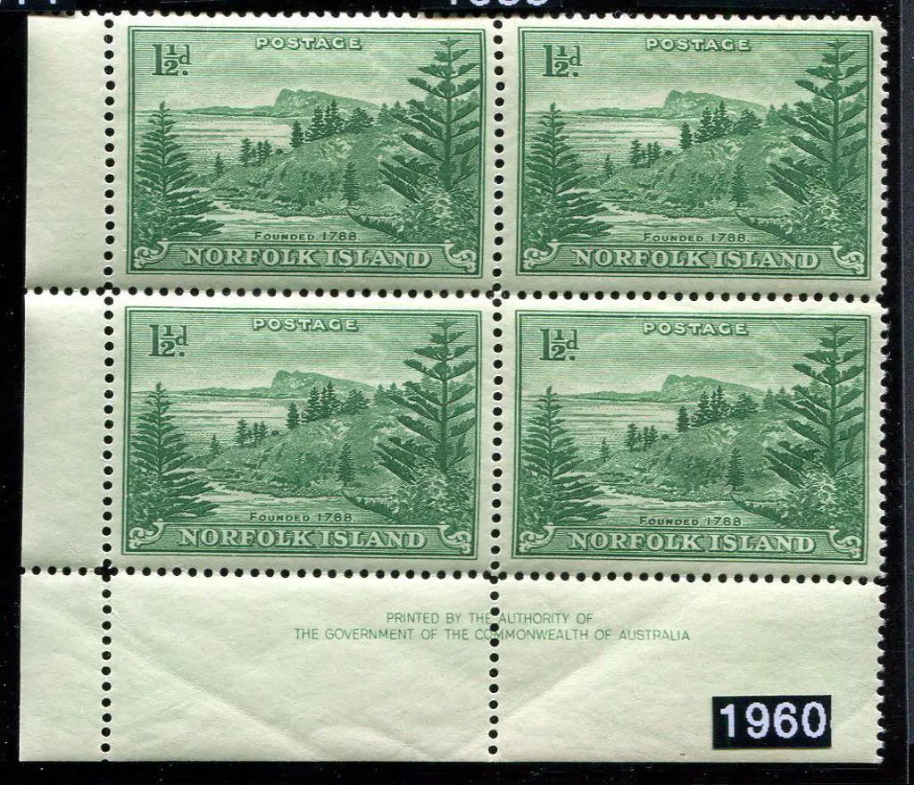 1947 1½d emerald green By Authority imprint corner ... Image 1++