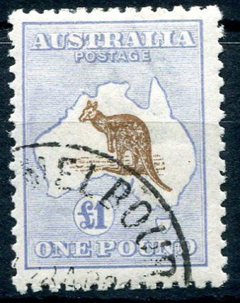 1915/28 3rd Watermark £1 light brown & pale blue. ... Image 1++