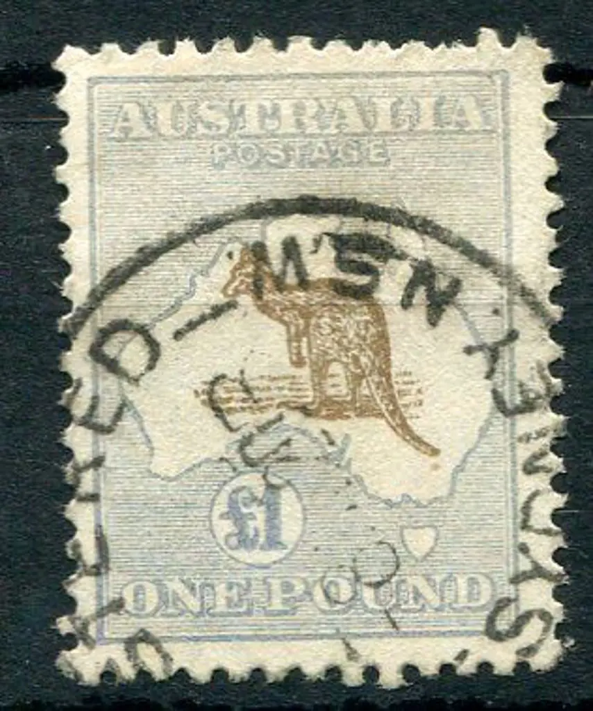1915/28 3rd Watermark £1 light brown & pale blue. ... Image 1++