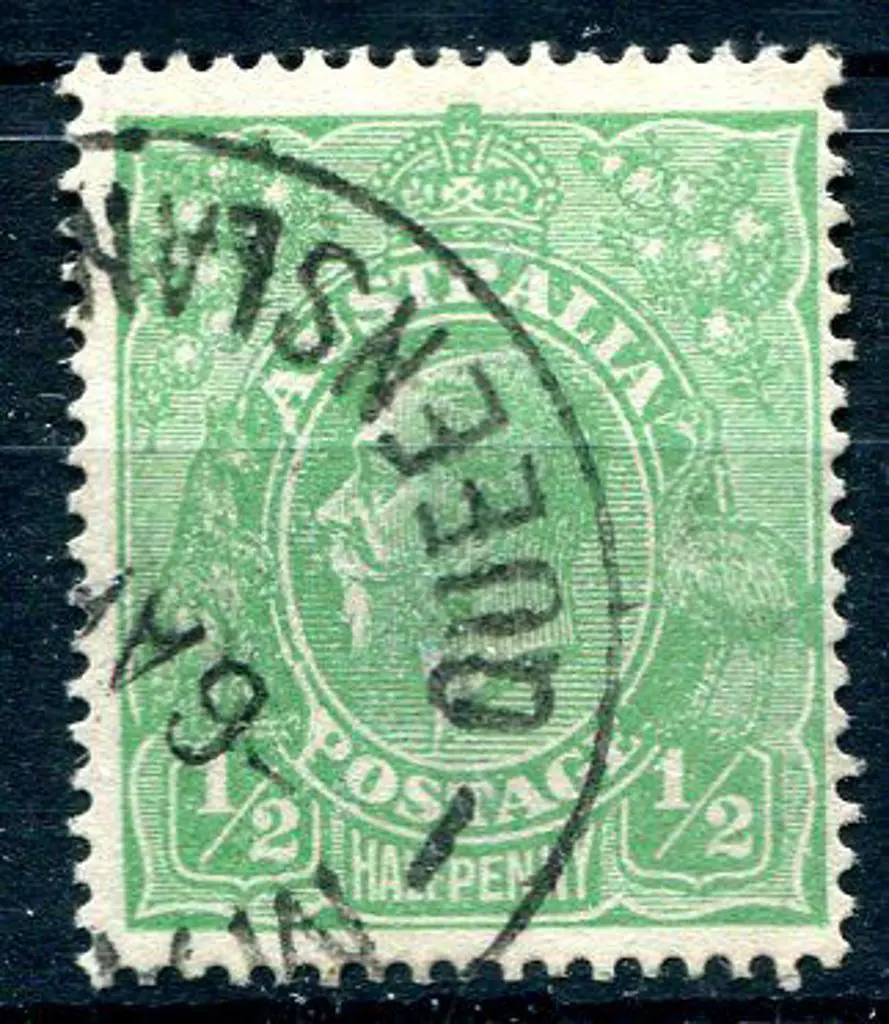 1914-20 Single Watermark ½d green with "crack ... Image 1++