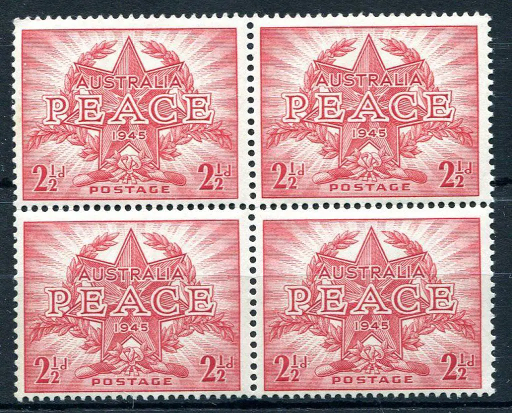 1946 2½d Peace on no watermark paper in block of ... Image 1++