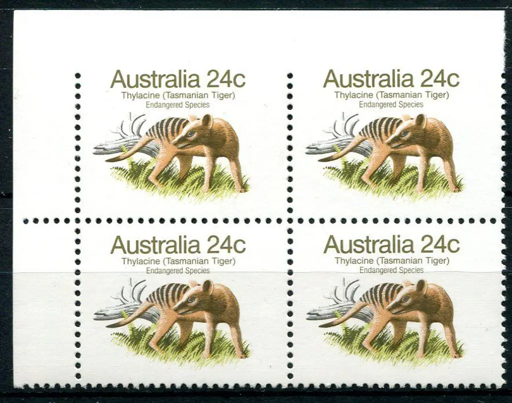1982 24c Thylacine in top left corner block of 4 ... Image 1++