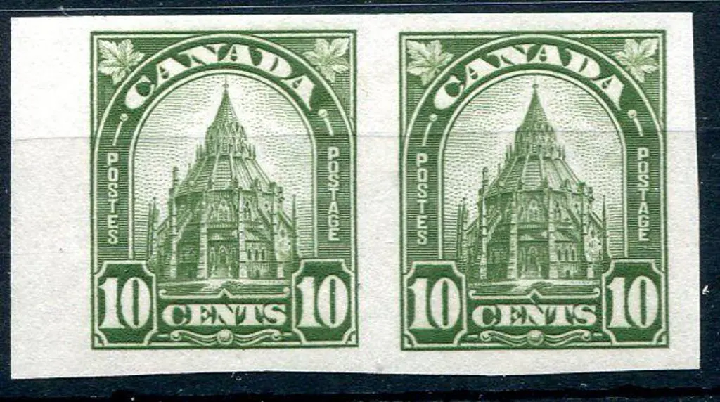 Canada 1930/31 10c olive-green Parliamentary ... Image 1++
