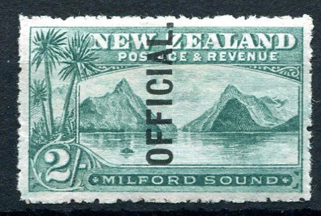 New Zealand 1907/11 2/- Milford Sound ovptd ... Image 1++
