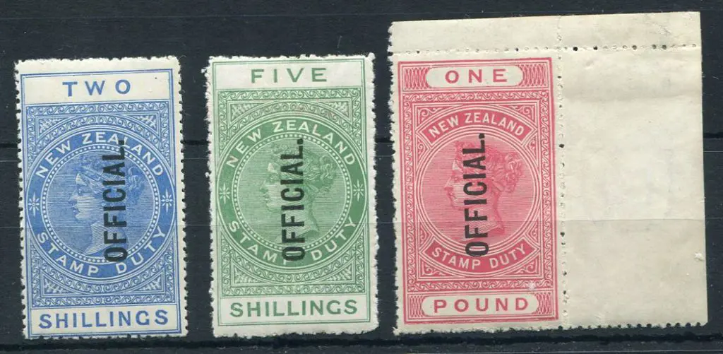 New Zealand 1913/25 2/-, 5/-, £1 QV Officials. ... Image 1++
