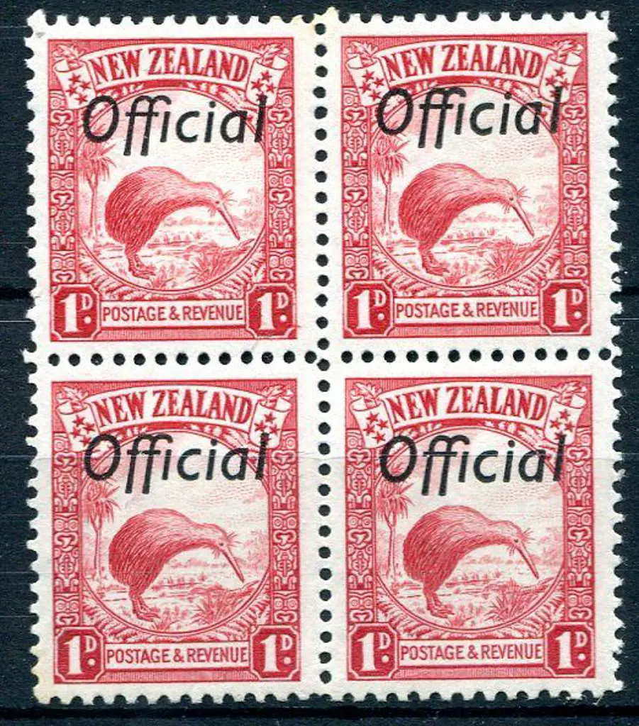 New Zealand 1926/61 1d kiwi "Official" perf. ... Image 1++