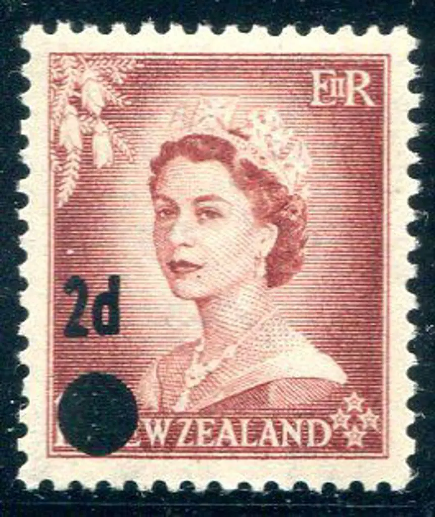 New Zealand 1958 2d on 1½d "stars" error of ... Image 1++