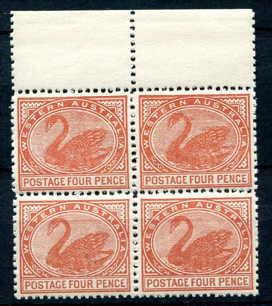 1910 4d bright brown-red. MUH top selvedge block ... Image 1++