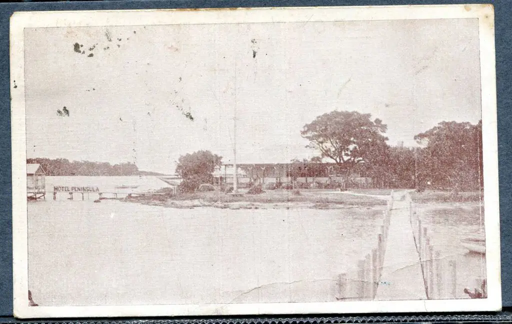 "Hotel Peninsula" (Mandurah) sepia & white card. ... Image 1++