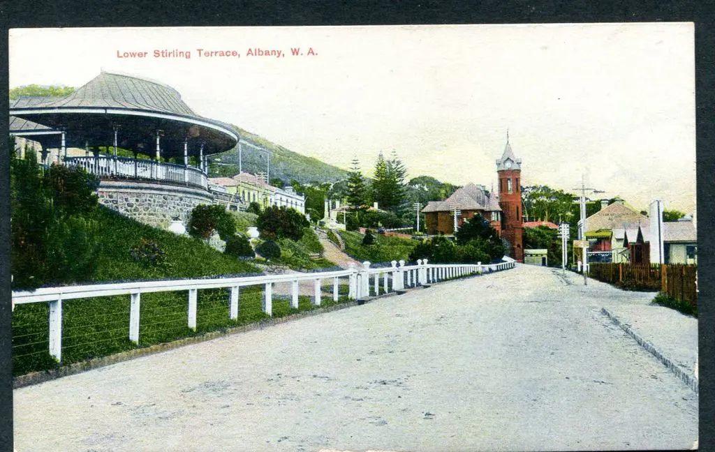 "Lower Stirling Terrace, Albany WA" with title in ... Image 1++
