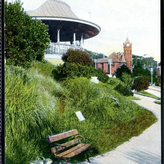"Queen's Gardens, Perth WA No.3" b&w undivided ...