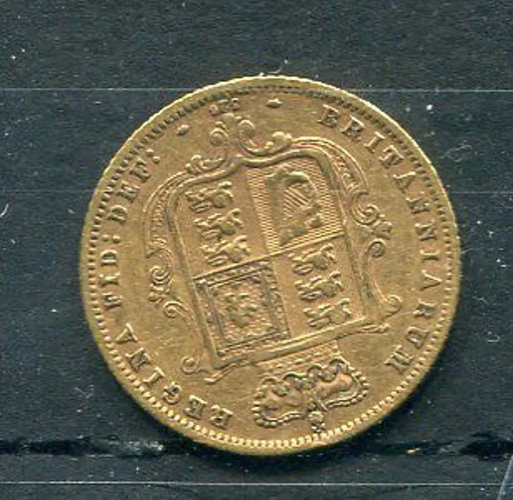 England 1872 Queen Victoria Gold half sovereign. F Image 1++