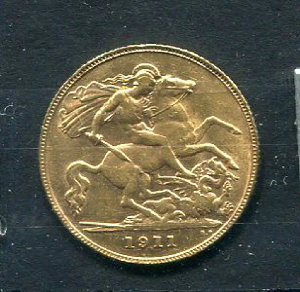 England 1911 KGV Gold half sovereign. VF Image 1++