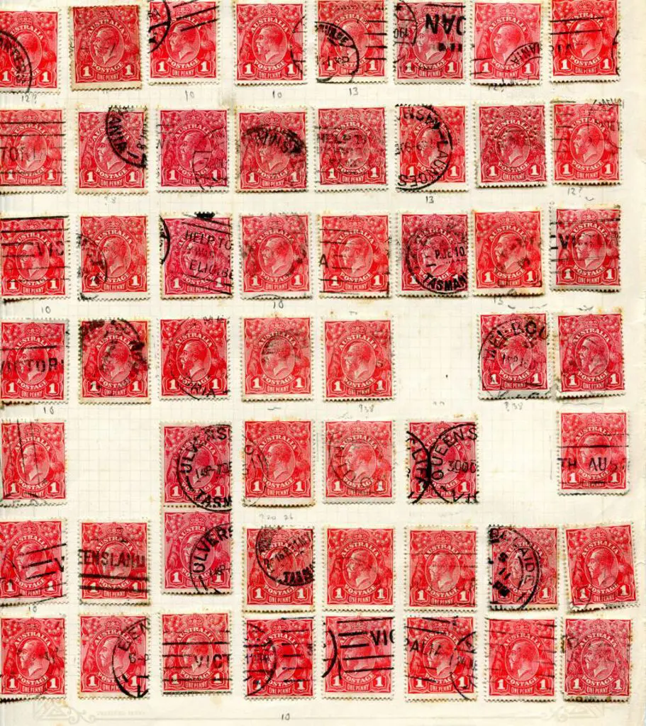 KGV 1d reds. Old time accum on album pages with ... Image 1++