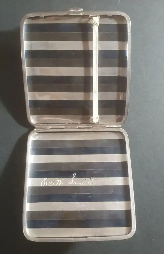 1919 Sir Keith Smith's Cigarette Case with his ... Image 1++