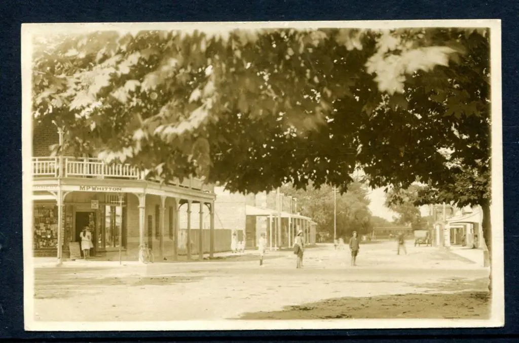 Sussex House, Busselton Aug 19/26 pencilled in m/s ... Image 1++