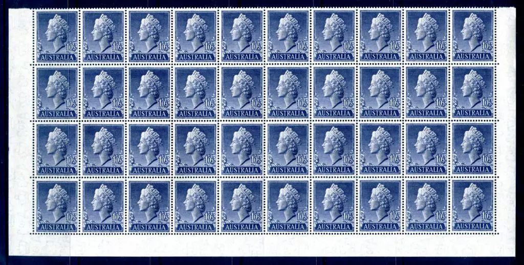 1955 1/0½d QEII in bottom part sheet of 40 with ... Image 1++