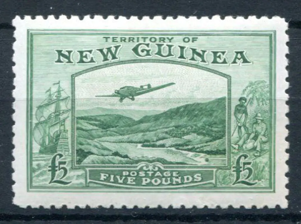 1935 £5 emerald-green Bulolo Goldfields Airmail. ... Image 1++