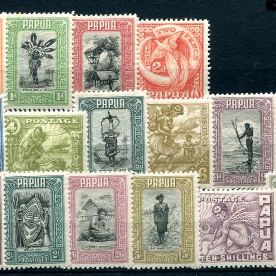 1932 Pictorials to £1. MVLH with normal brownish ...